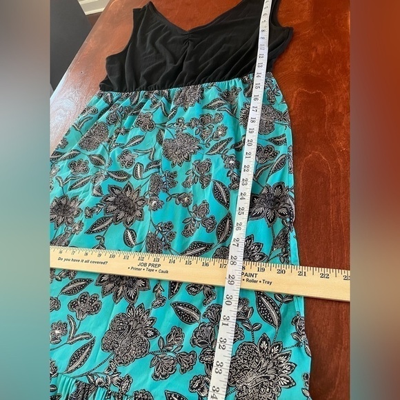 C WONDER Dress Women’s M Sleeveless V-Neck Ruffle Hem Etched Floral Blue Popover - Picture 6 of 10